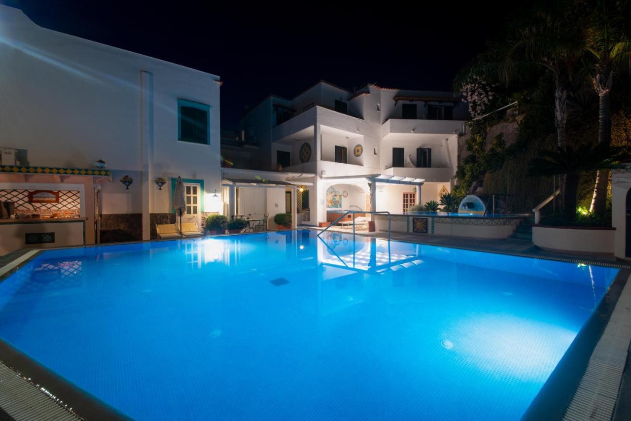 比安卡别墅酒店 Forio di Ischia 外观 照片
