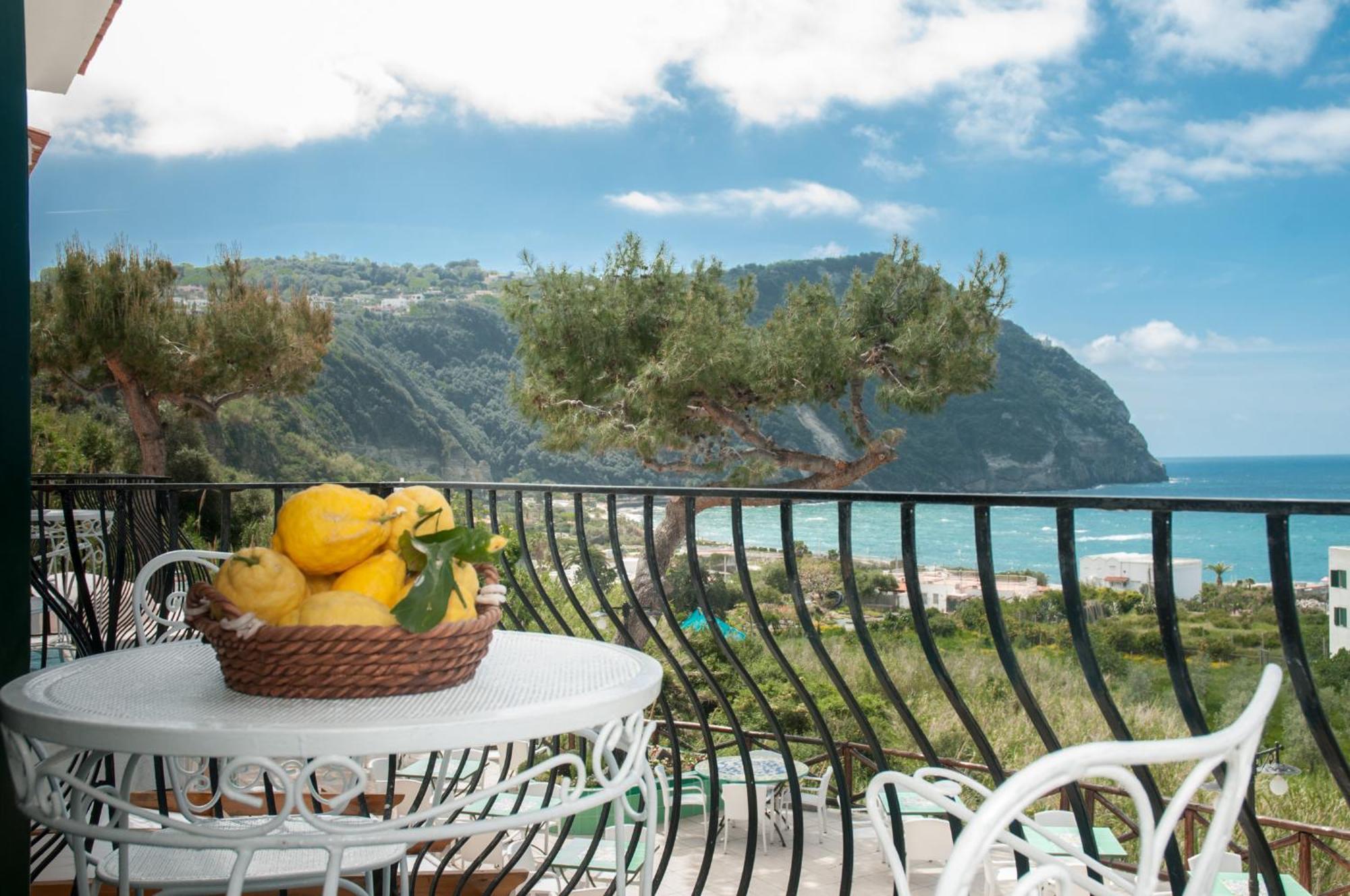 比安卡别墅酒店 Forio di Ischia 外观 照片