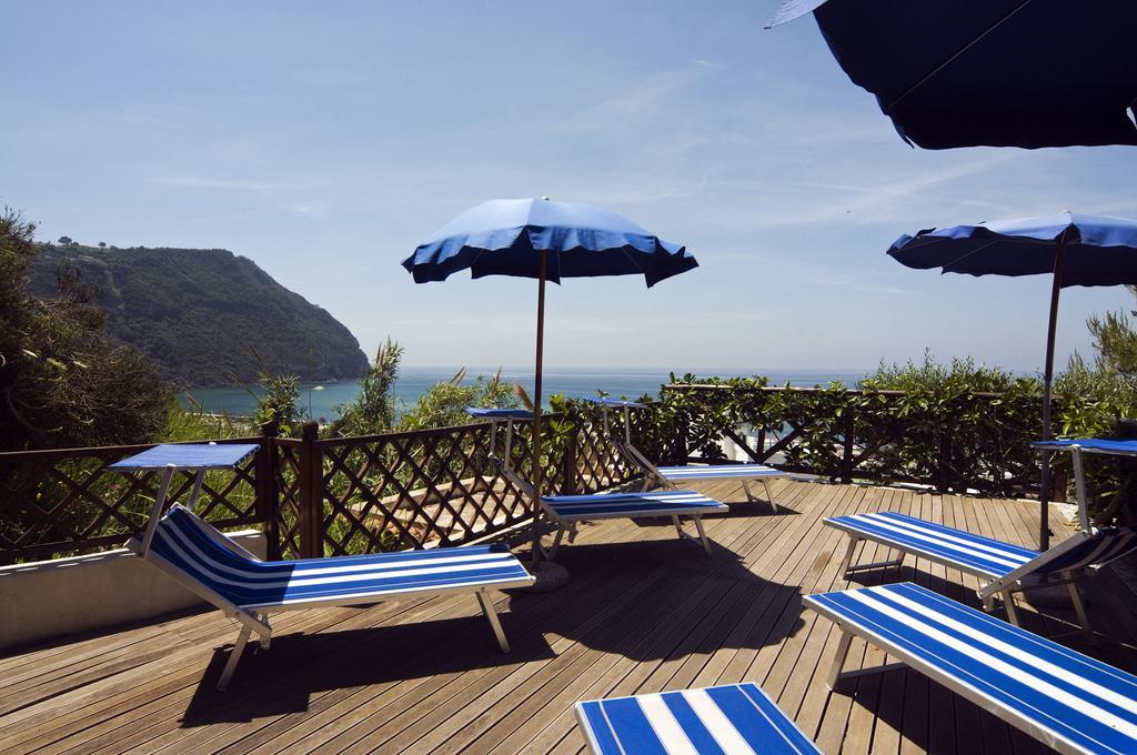 比安卡别墅酒店 Forio di Ischia 外观 照片