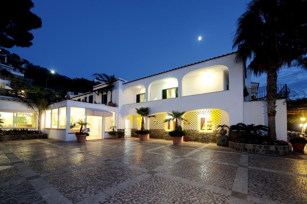 比安卡别墅酒店 Forio di Ischia 外观 照片